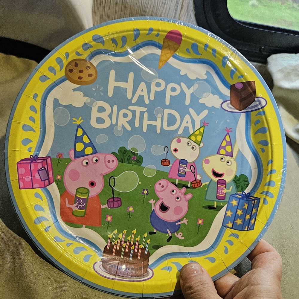 Peppa Pig Biryhday Dinner Plate‎ 9" 8 Count